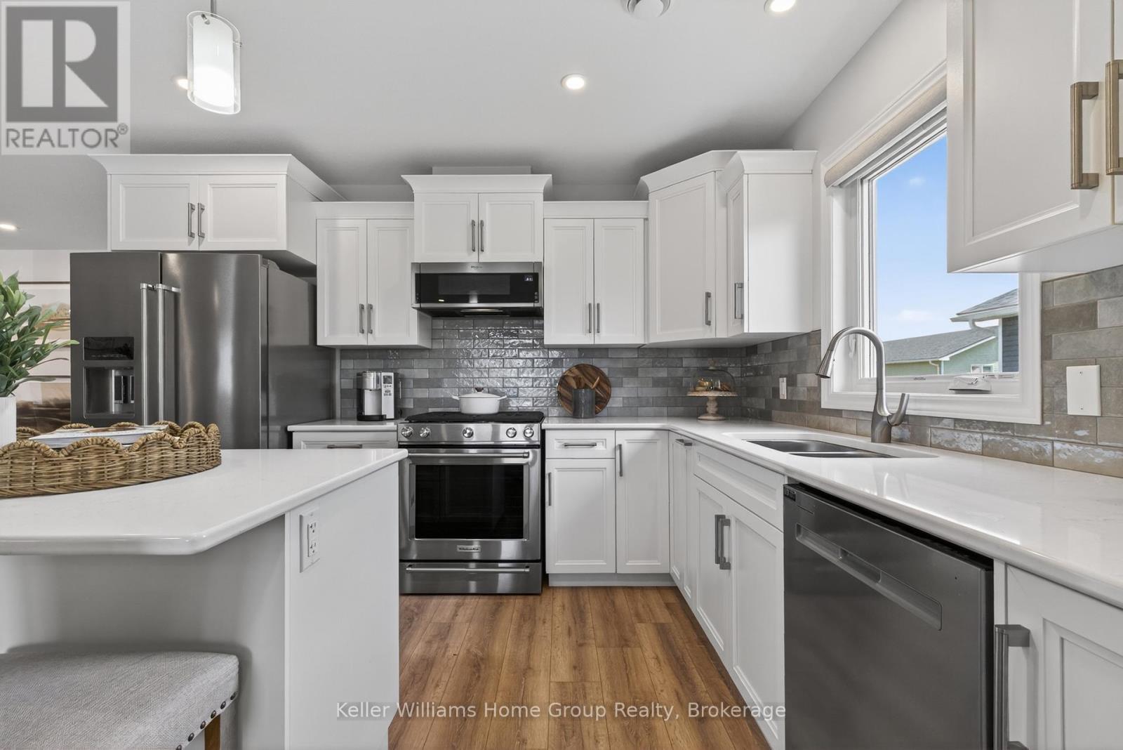 187 Lake Breeze Drive, Ashfield-Colborne-Wawanosh, Ontario  N7A 0C6 - Photo 11 - X13182654