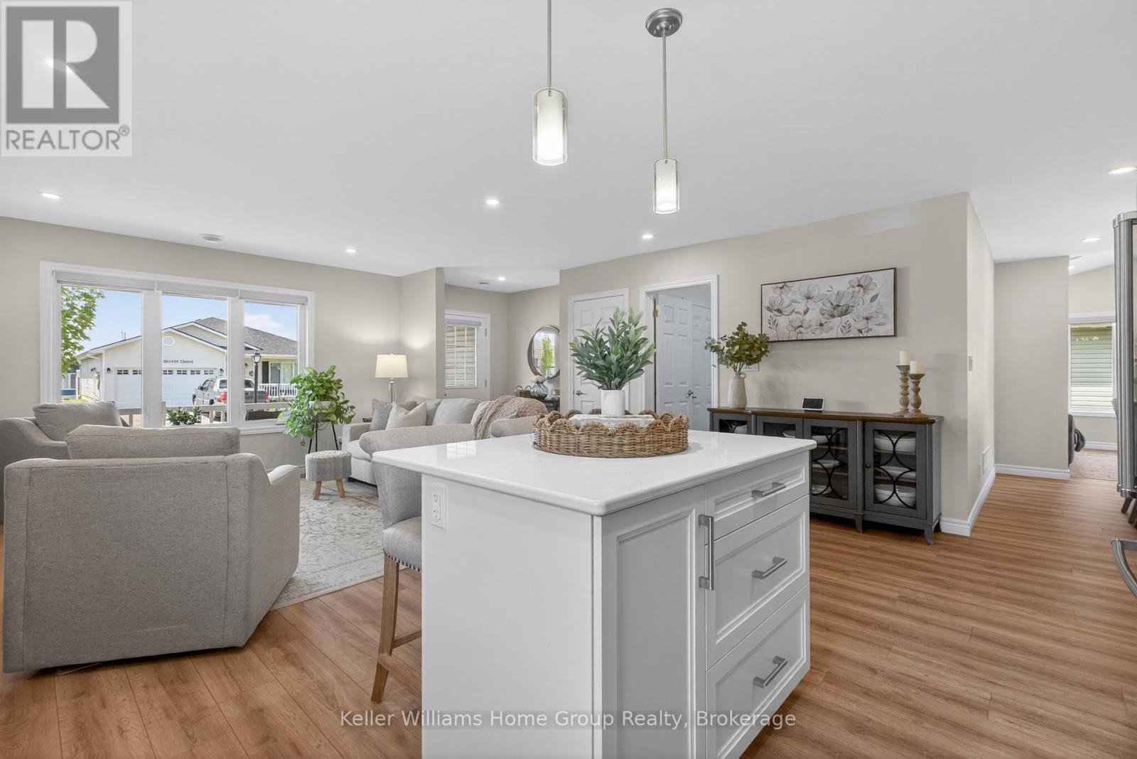 187 Lake Breeze Drive, Ashfield-Colborne-Wawanosh, Ontario  N7A 0C6 - Photo 12 - X13182654