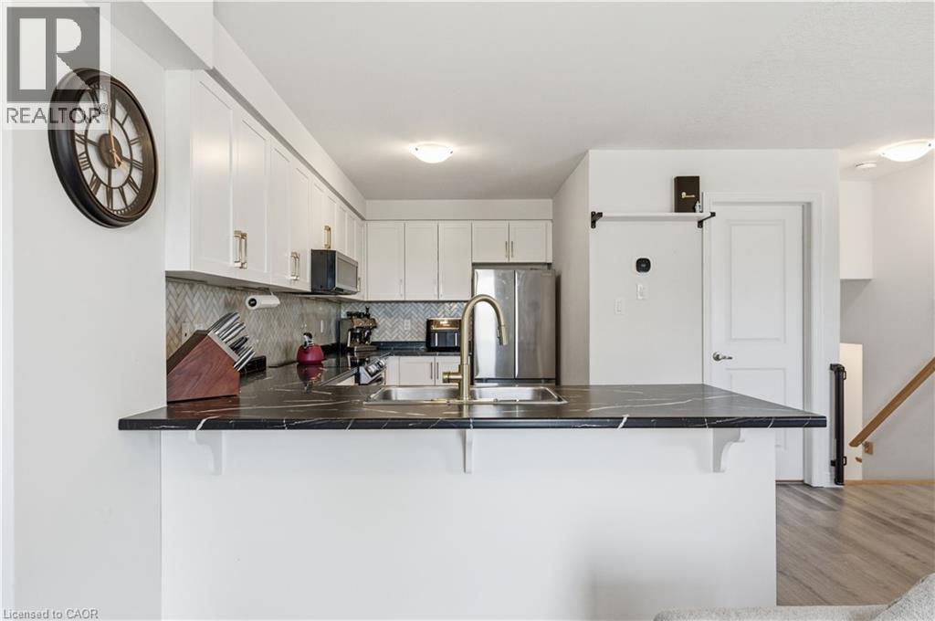 92 Dryden Lane, Hamilton, Ontario  L8H 0B6 - Photo 7 - 40832933