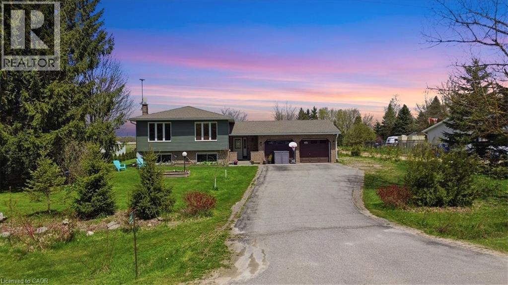 9487 Maas Park Drive, Mount Forest, Ontario  N0G 2L0 - Photo 2 - 40833844