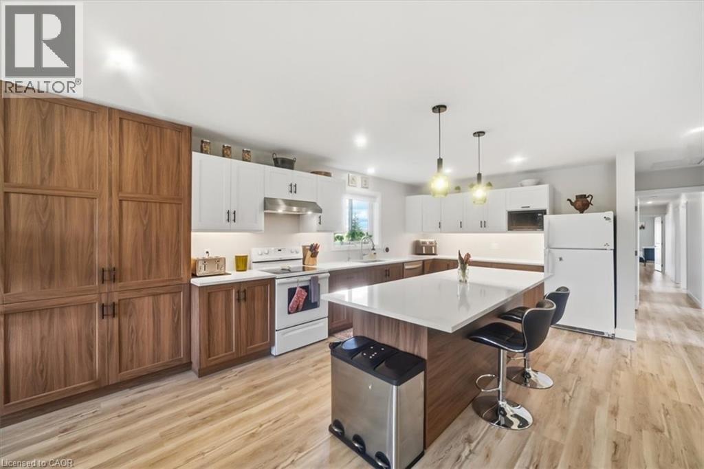 9487 Maas Park Drive, Mount Forest, Ontario  N0G 2L0 - Photo 6 - 40833844