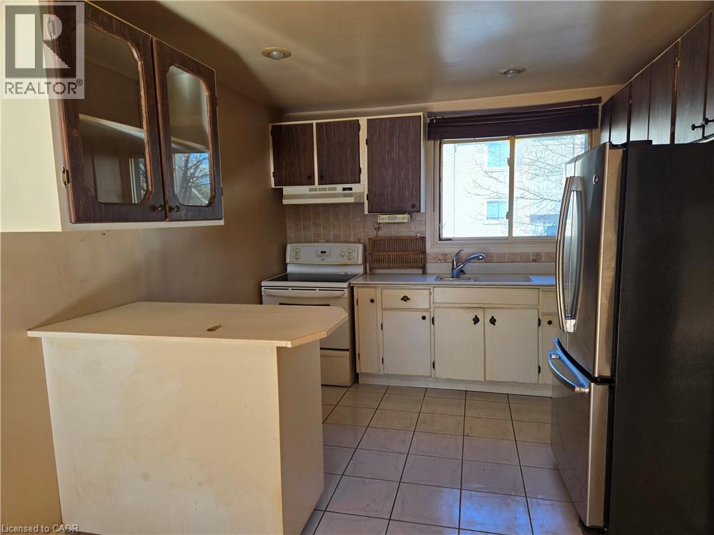 95 Fonthill Road Unit# 2, Hamilton, Ontario  L9C 6T1 - Photo 3 - 40833888