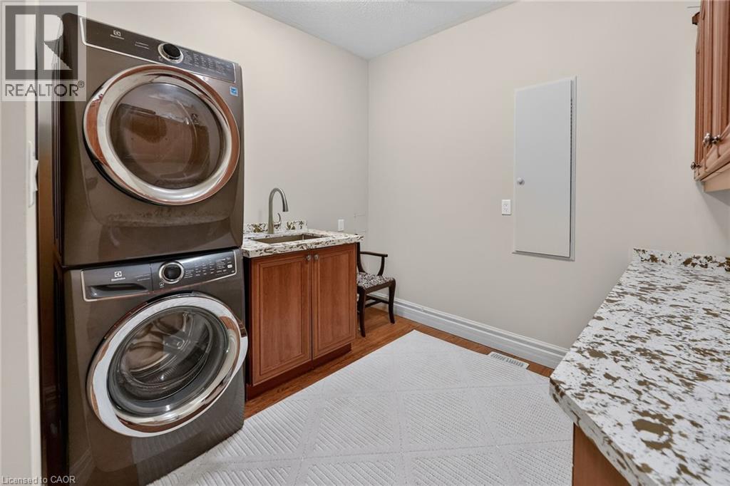 353 Station Street, Smithville, Ontario  L0R 2A0 - Photo 7 - 40832321