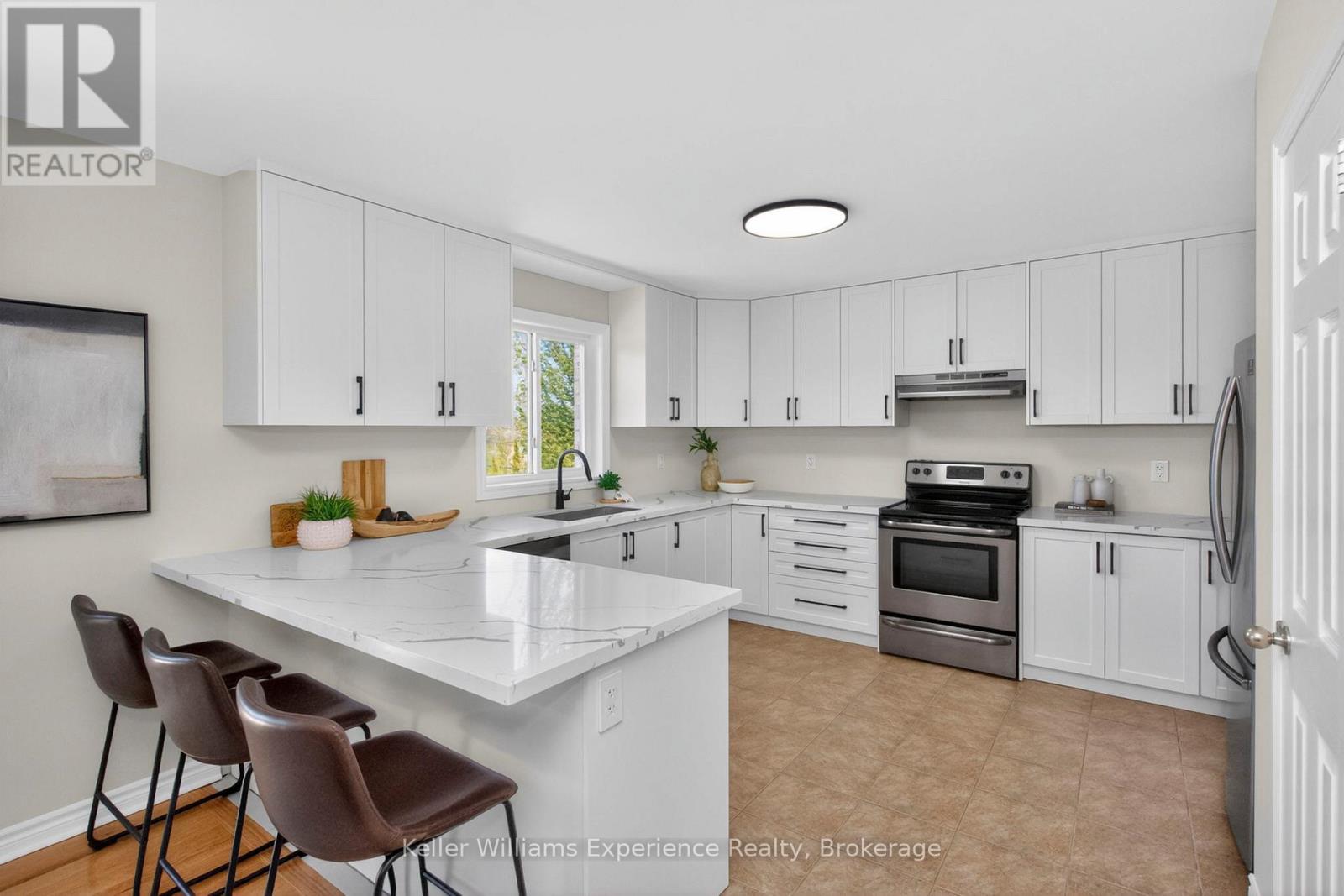 26 Lynn Street, Tiny, Ontario  L0L 2J0 - Photo 8 - S13184506