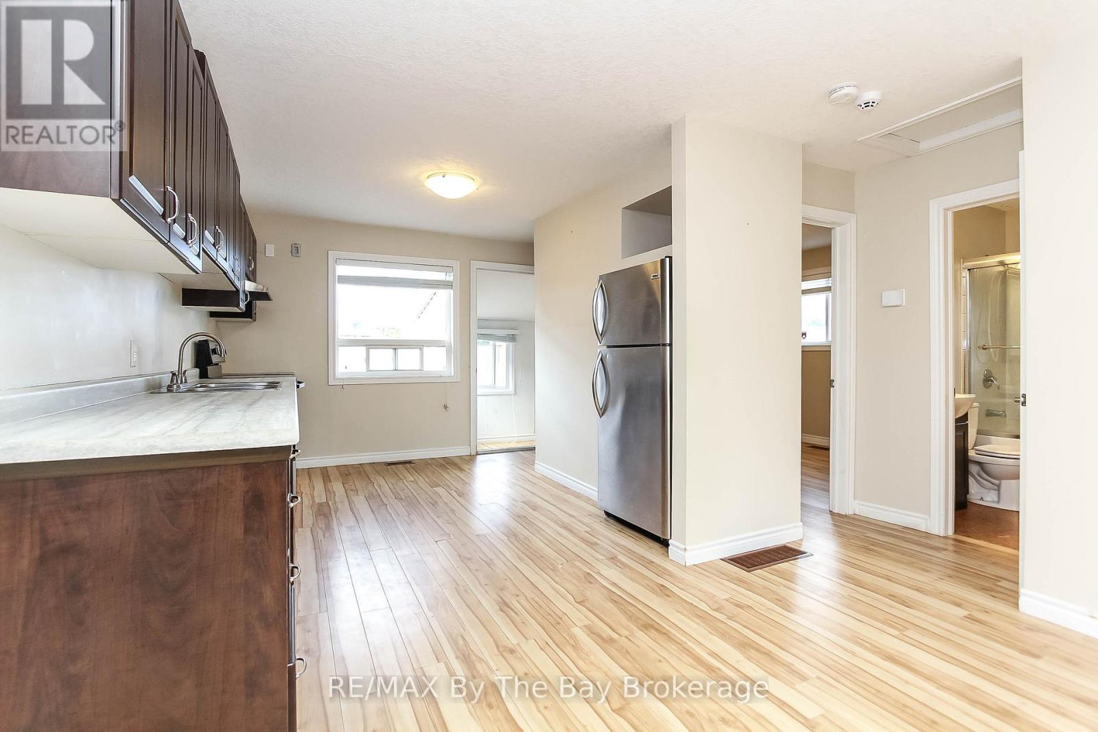 24 Glenwood Drive, Wasaga Beach, Ontario  L9Z 2K5 - Photo 15 - S13186032