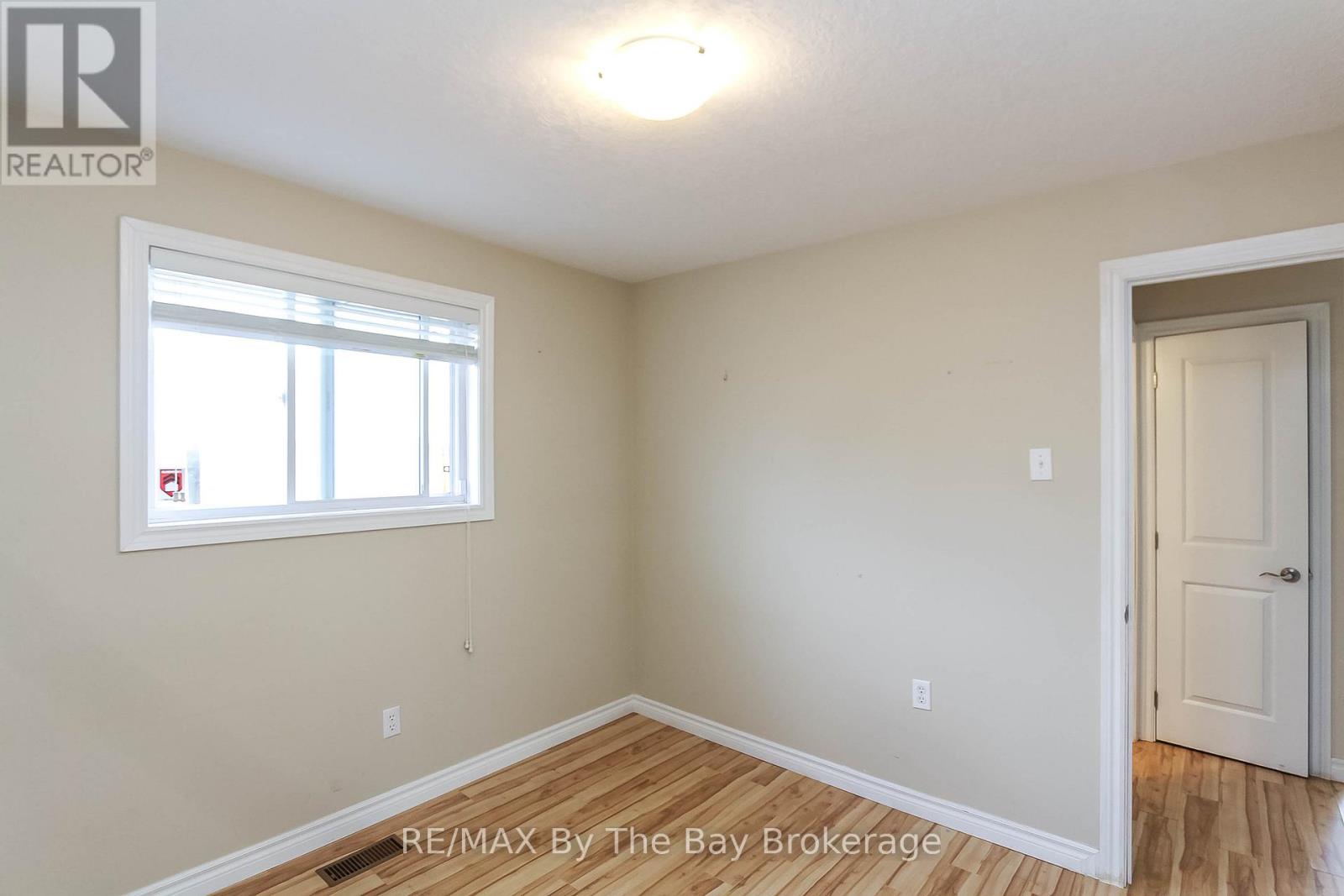 24 Glenwood Drive, Wasaga Beach, Ontario  L9Z 2K5 - Photo 28 - S13186032