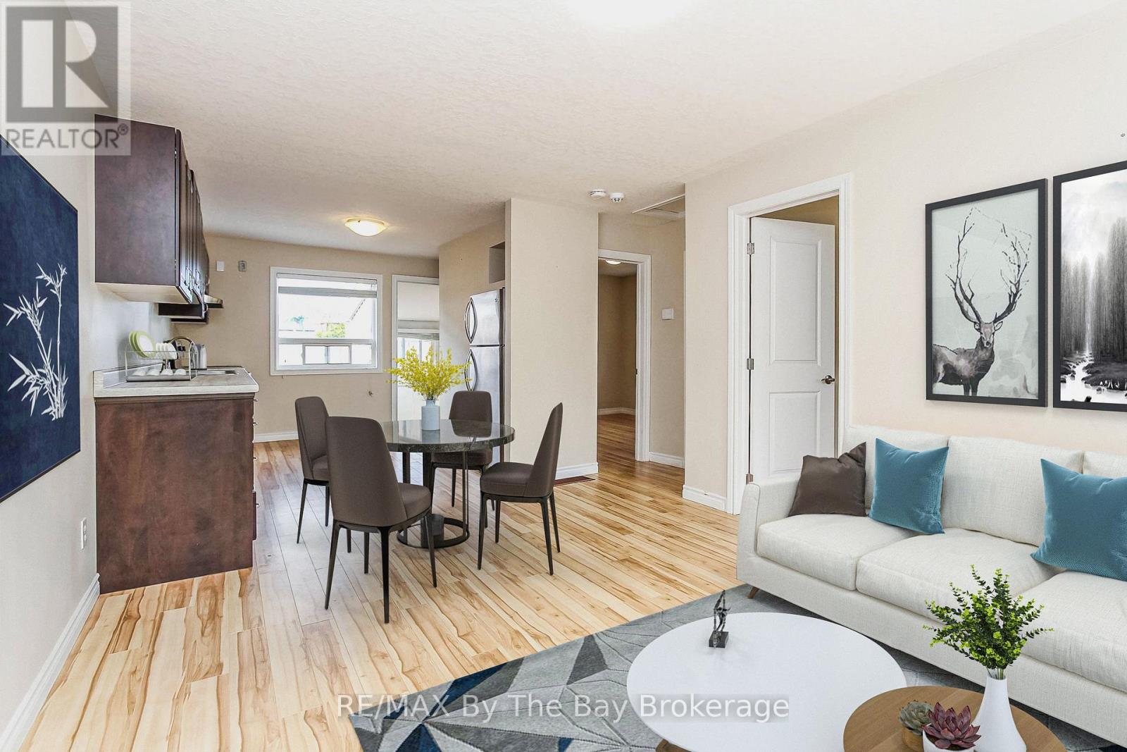 24 Glenwood Drive, Wasaga Beach, Ontario  L9Z 2K5 - Photo 8 - S13186032