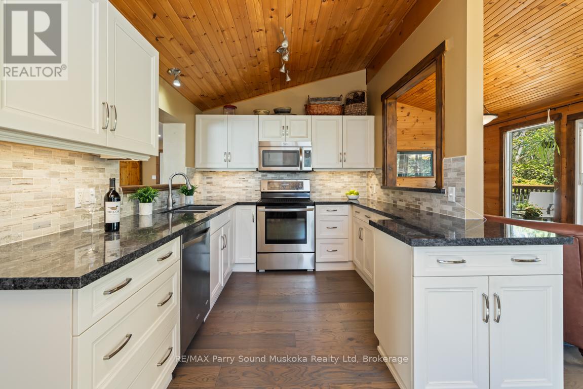 13 Peninsula Shores Road E, Mcdougall, Ontario  P2A 2W7 - Photo 15 - X13185328