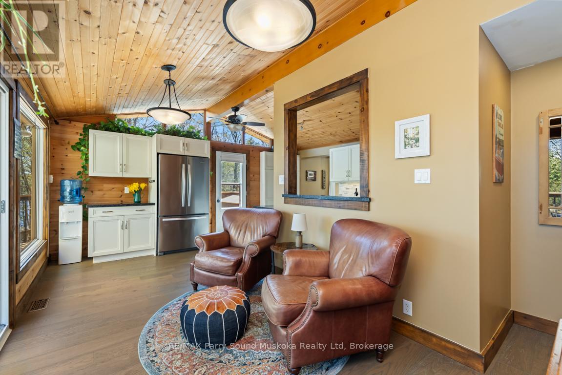 13 Peninsula Shores Road E, Mcdougall, Ontario  P2A 2W7 - Photo 17 - X13185328