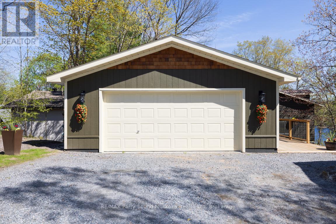 13 Peninsula Shores Road E, Mcdougall, Ontario  P2A 2W7 - Photo 8 - X13185328