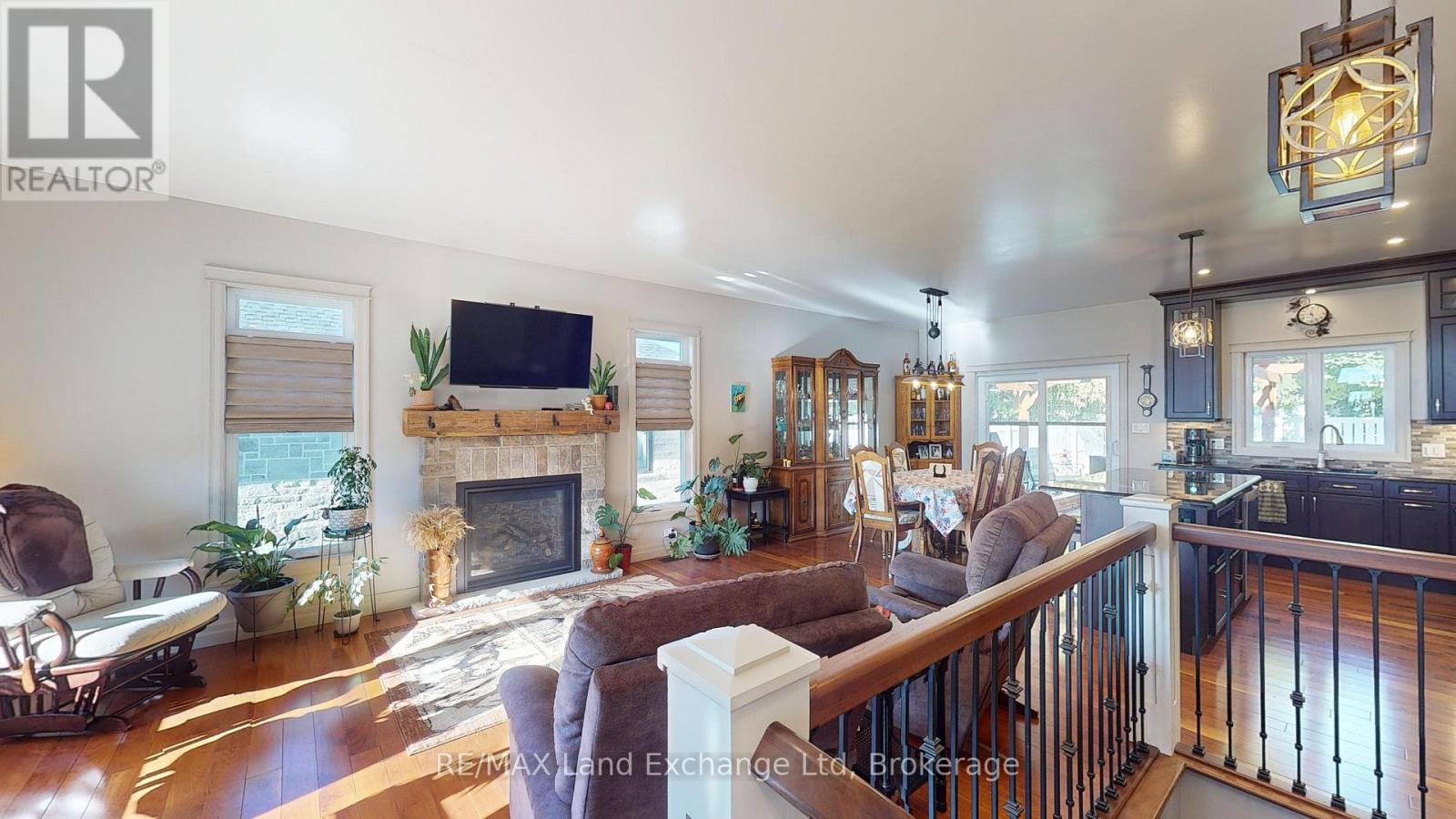 661 Gloria Street, North Huron, Ontario  N0M 1H0 - Photo 8 - X13185866