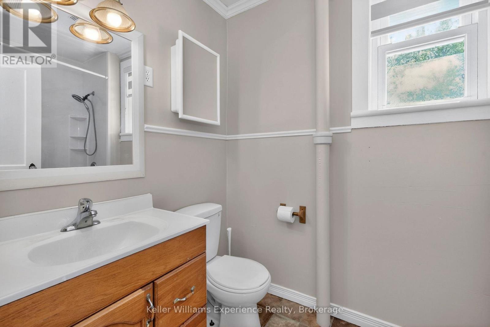 239 Oak Street, Clearview, Ontario  L0M 1S0 - Photo 22 - S13186762