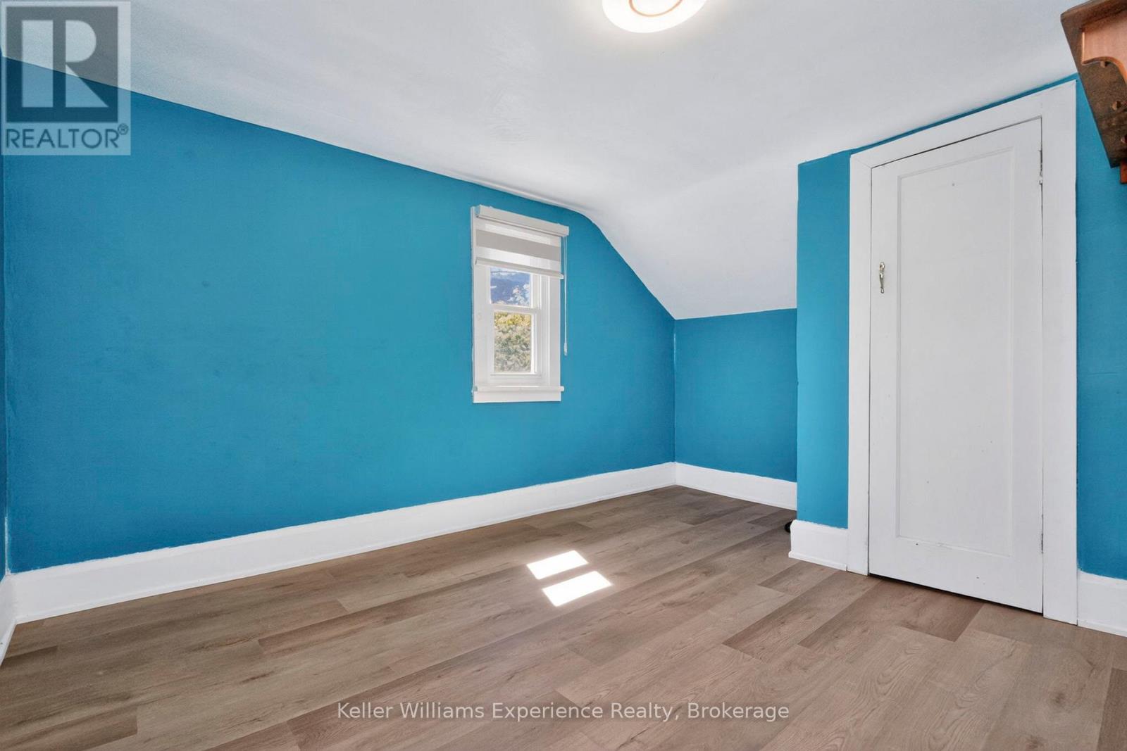 239 Oak Street, Clearview, Ontario  L0M 1S0 - Photo 26 - S13186762