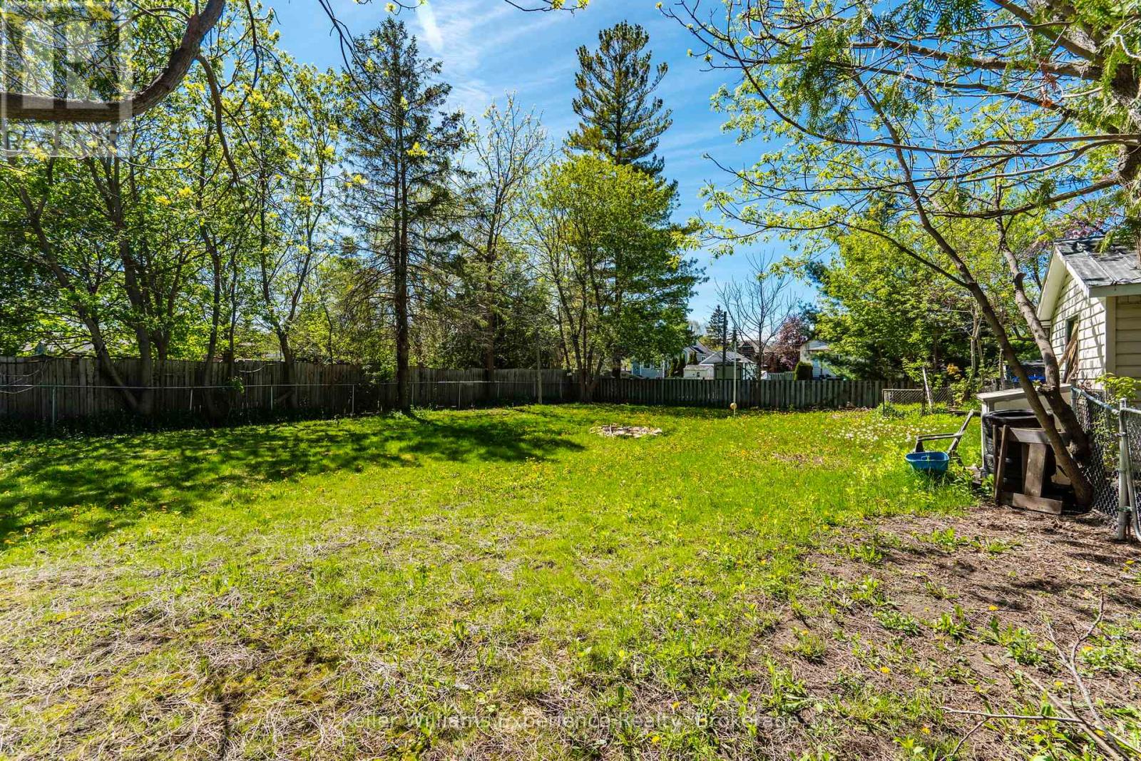 239 Oak Street, Clearview, Ontario  L0M 1S0 - Photo 40 - S13186762
