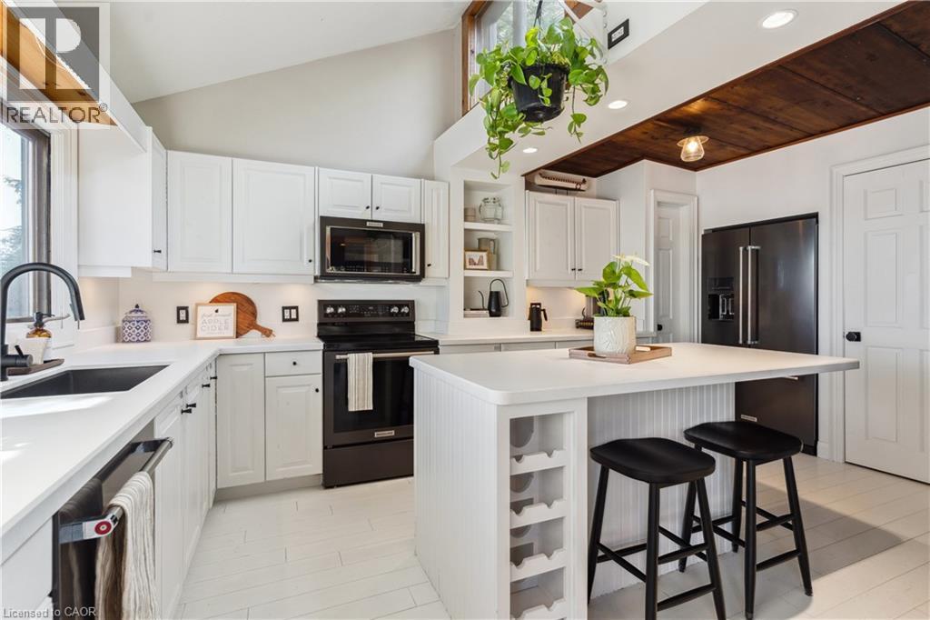4209 Muskoka Road 117 Unit# 3, Lake Of Bays, Ontario  P0B 1A0 - Photo 18 - 40833317