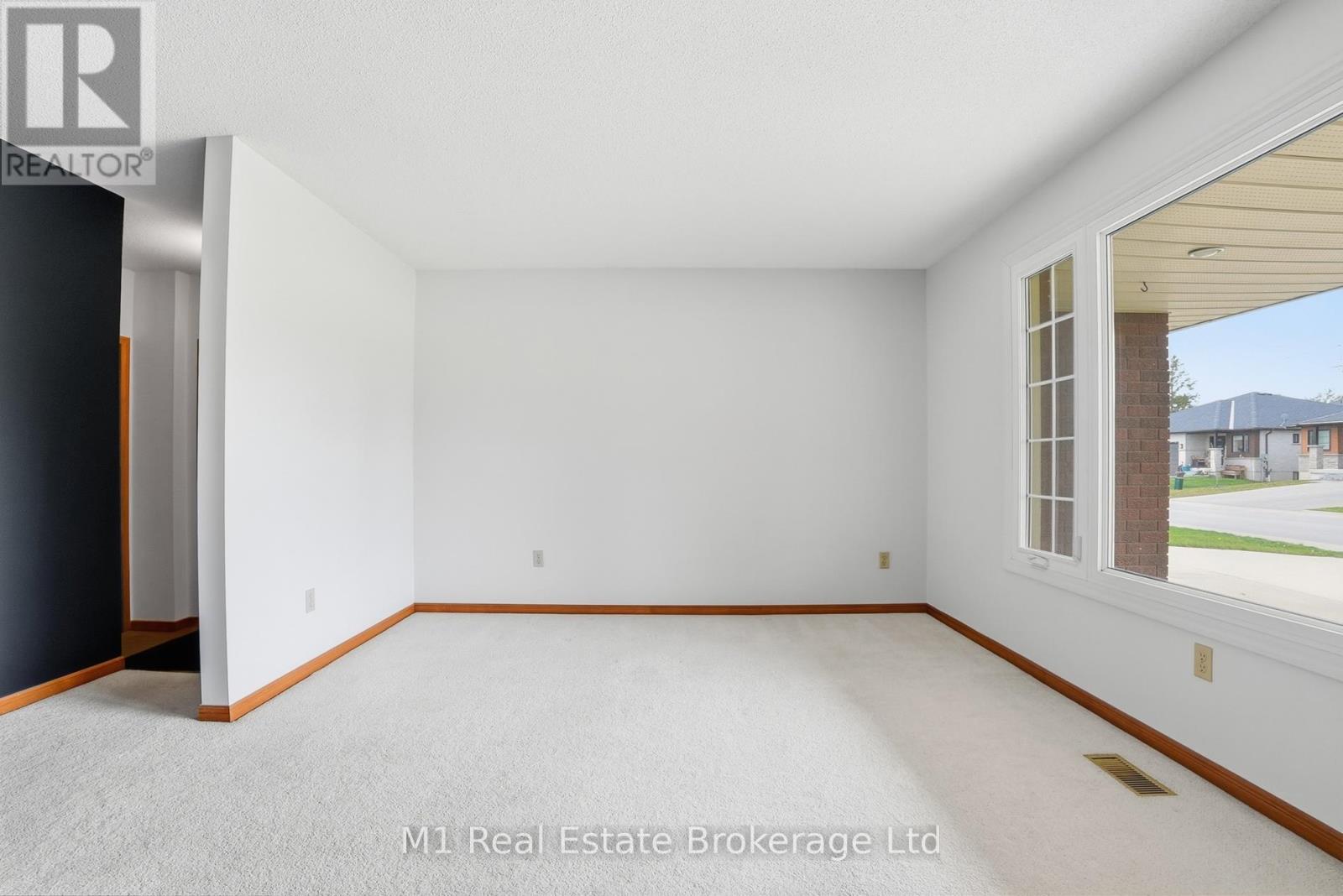 214 Church Street N, Wellington North, Ontario  N0G 2L2 - Photo 12 - X13186260