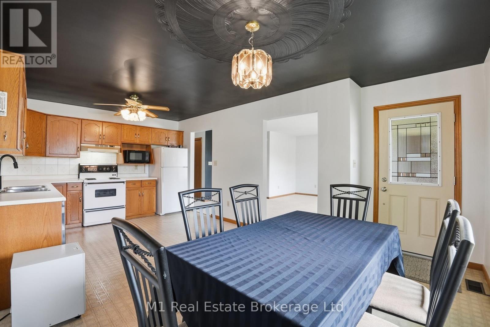 214 Church Street N, Wellington North, Ontario  N0G 2L2 - Photo 4 - X13186260
