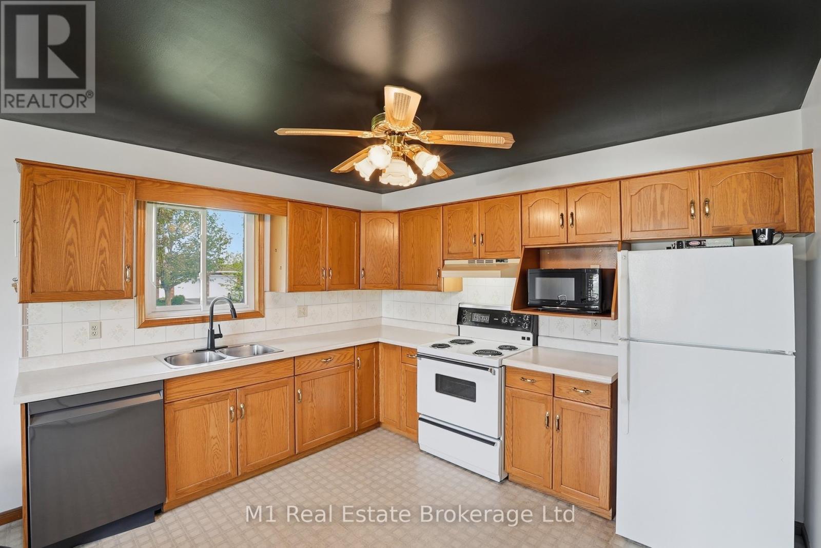 214 Church Street N, Wellington North, Ontario  N0G 2L2 - Photo 7 - X13186260