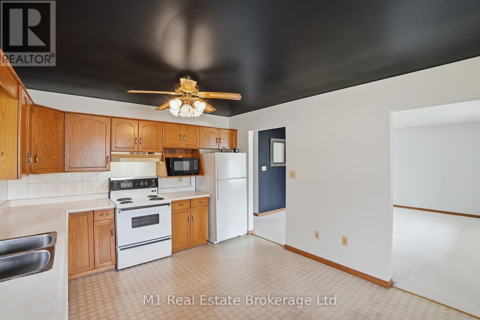 214 Church Street N, Wellington North, Ontario  N0G 2L2 - Photo 9 - X13186260