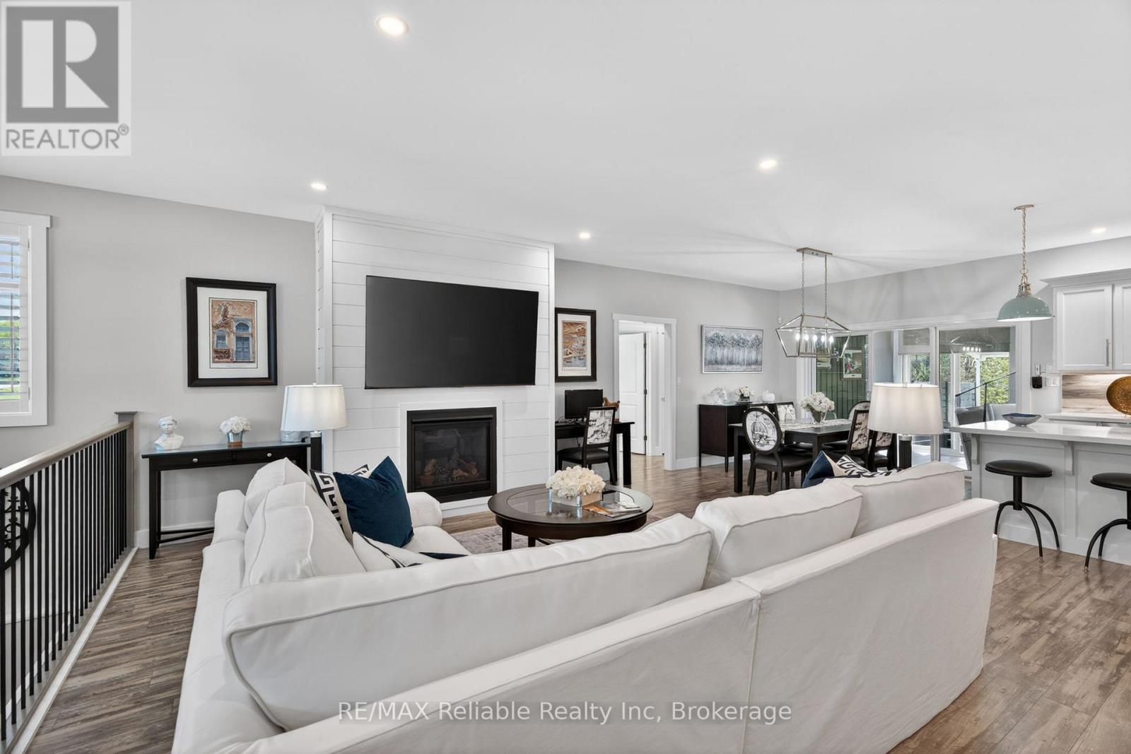 8 Fawn Creek Lane, Bluewater, Ontario  N0M 1G0 - Photo 3 - X13186316
