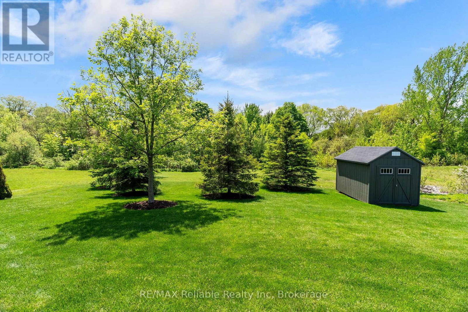8 Fawn Creek Lane, Bluewater, Ontario  N0M 1G0 - Photo 35 - X13186316