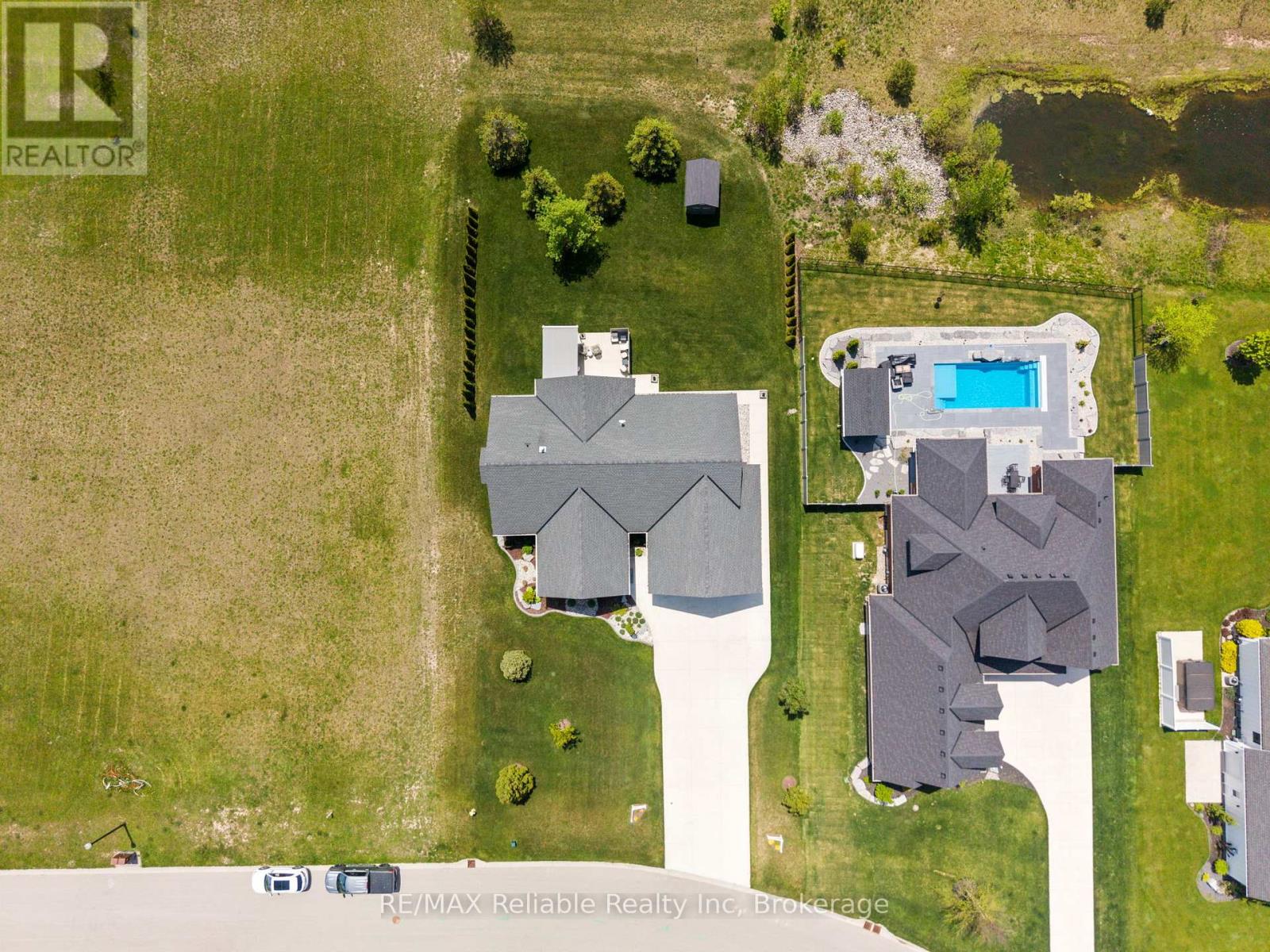 8 Fawn Creek Lane, Bluewater, Ontario  N0M 1G0 - Photo 38 - X13186316
