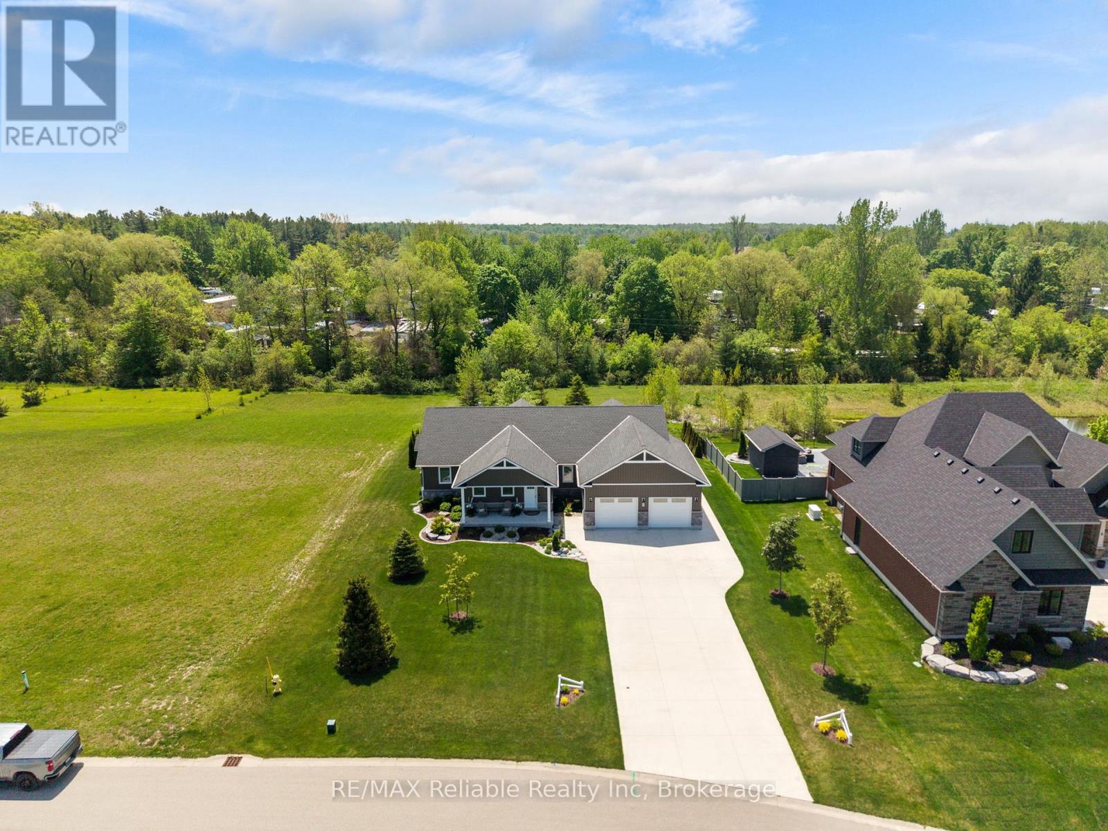 8 Fawn Creek Lane, Bluewater, Ontario  N0M 1G0 - Photo 39 - X13186316