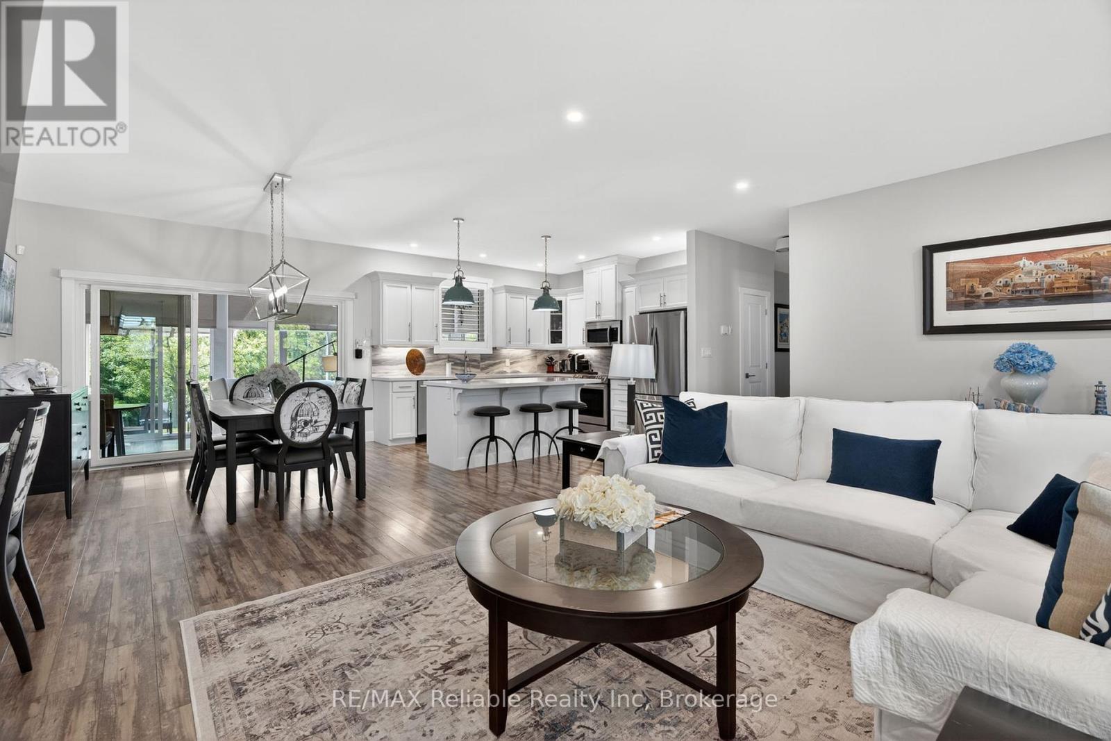 8 Fawn Creek Lane, Bluewater, Ontario  N0M 1G0 - Photo 4 - X13186316