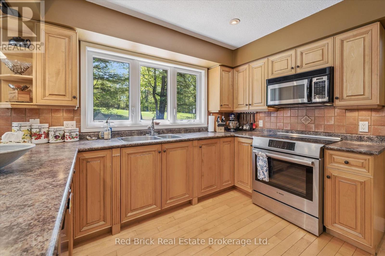 24 South Muskoka Drive, Bracebridge, Ontario  P1L 1M4 - Photo 17 - X13189410