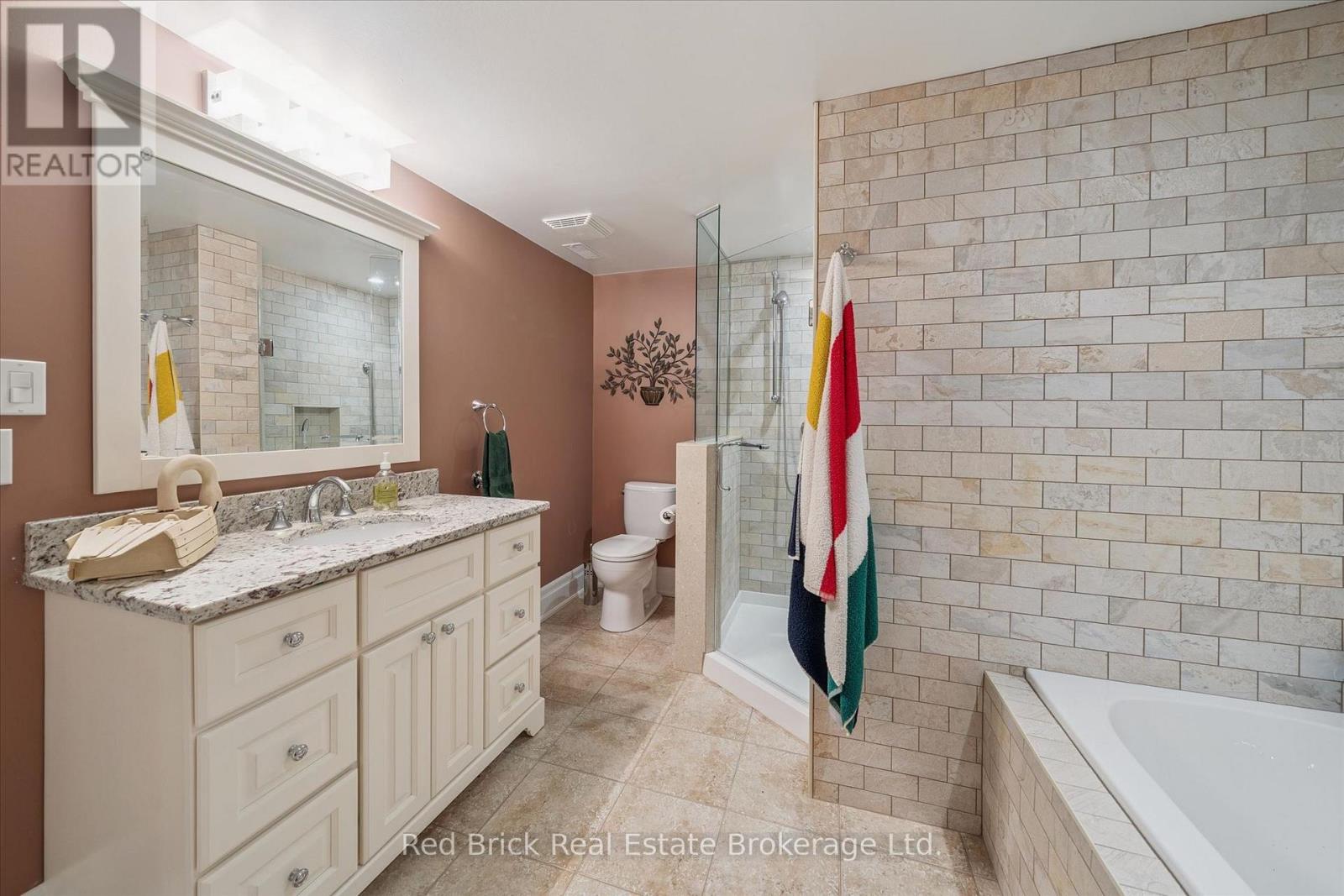 24 South Muskoka Drive, Bracebridge, Ontario  P1L 1M4 - Photo 31 - X13189410
