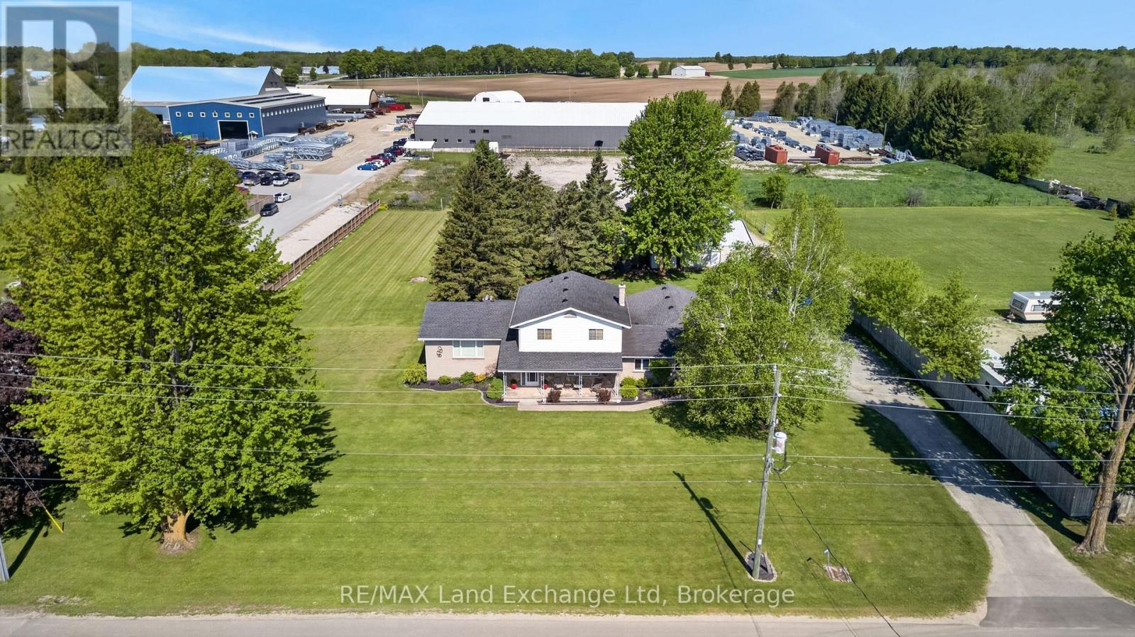696 Josephine Street N, North Huron, Ontario  N0G 2W0 - Photo 2 - X13190210