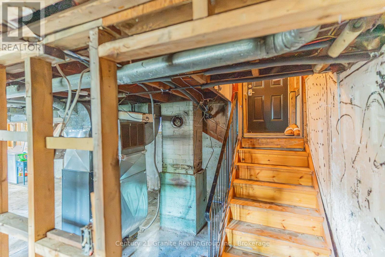 16 Newcastle Street, Minden Hills, Ontario  K0M 2K0 - Photo 34 - X13190258