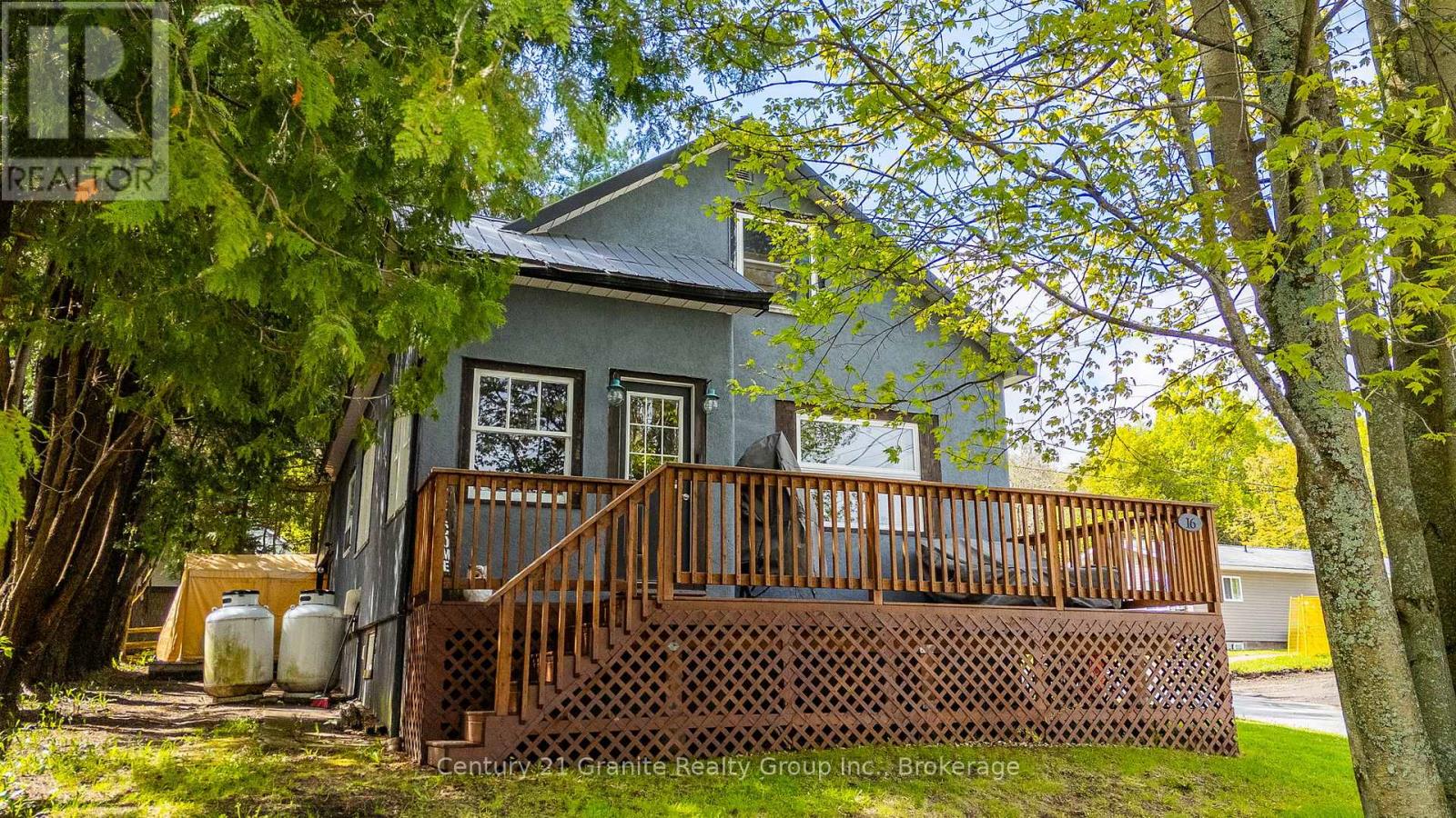 16 Newcastle Street, Minden Hills, Ontario  K0M 2K0 - Photo 44 - X13190258
