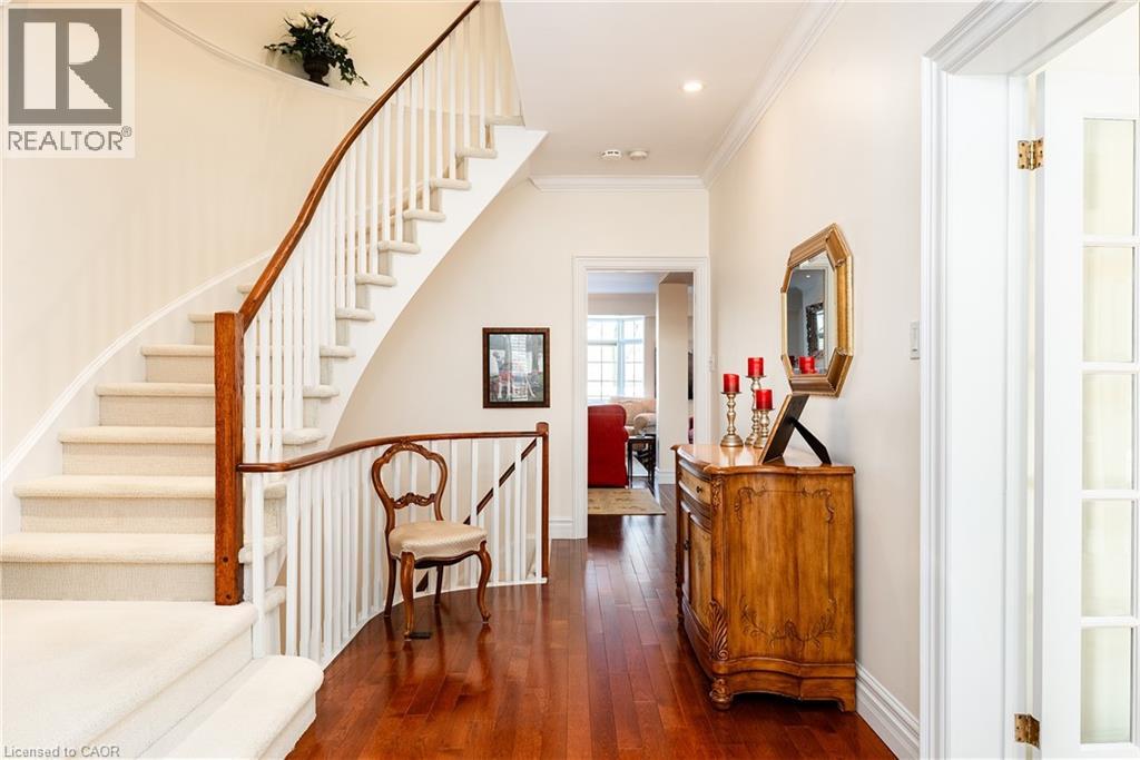 23 Chisholm Street, Oakville, Ontario  L6K 3W2 - Photo 5 - 40834065