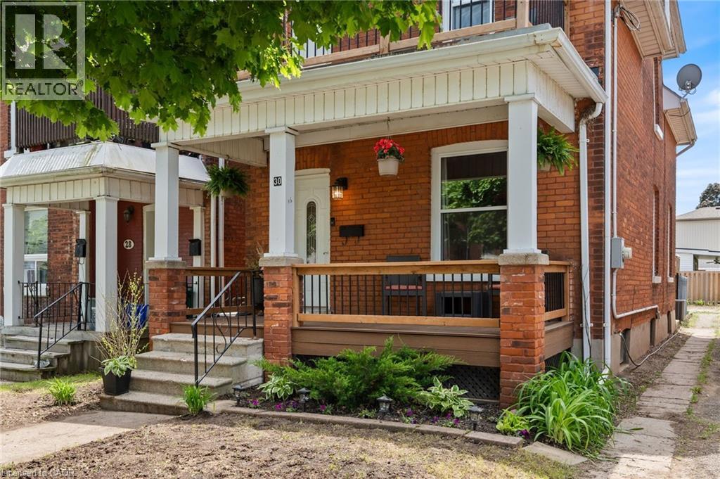 30 Dundas Street, Brantford, Ontario  N3R 1R9 - Photo 2 - 40827669