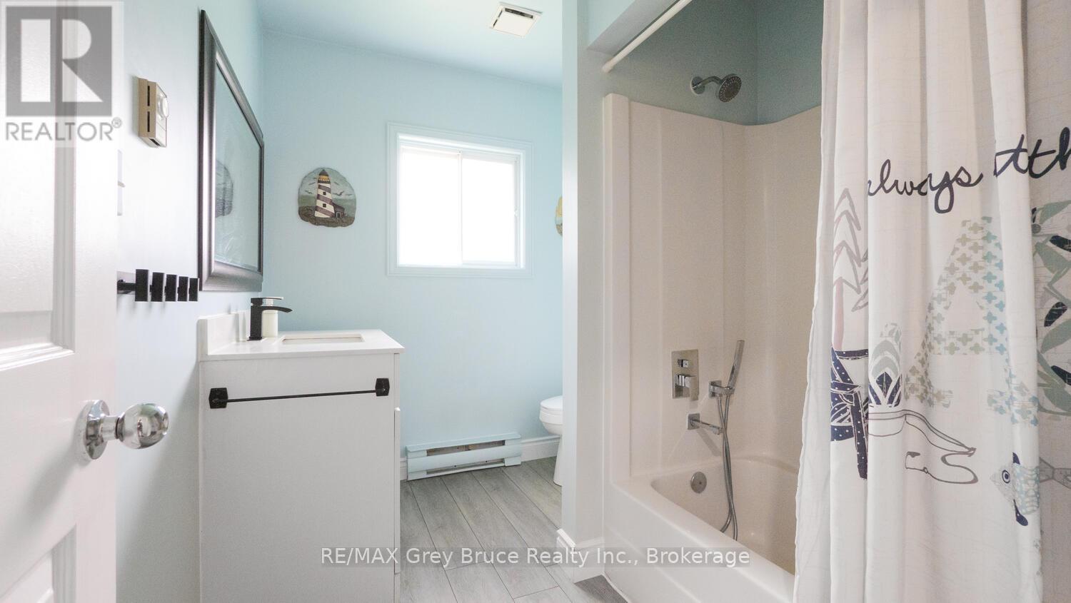 952 Dorcas Bay Road, Northern Bruce Peninsula, Ontario  N0H 2R0 - Photo 23 - X13192476