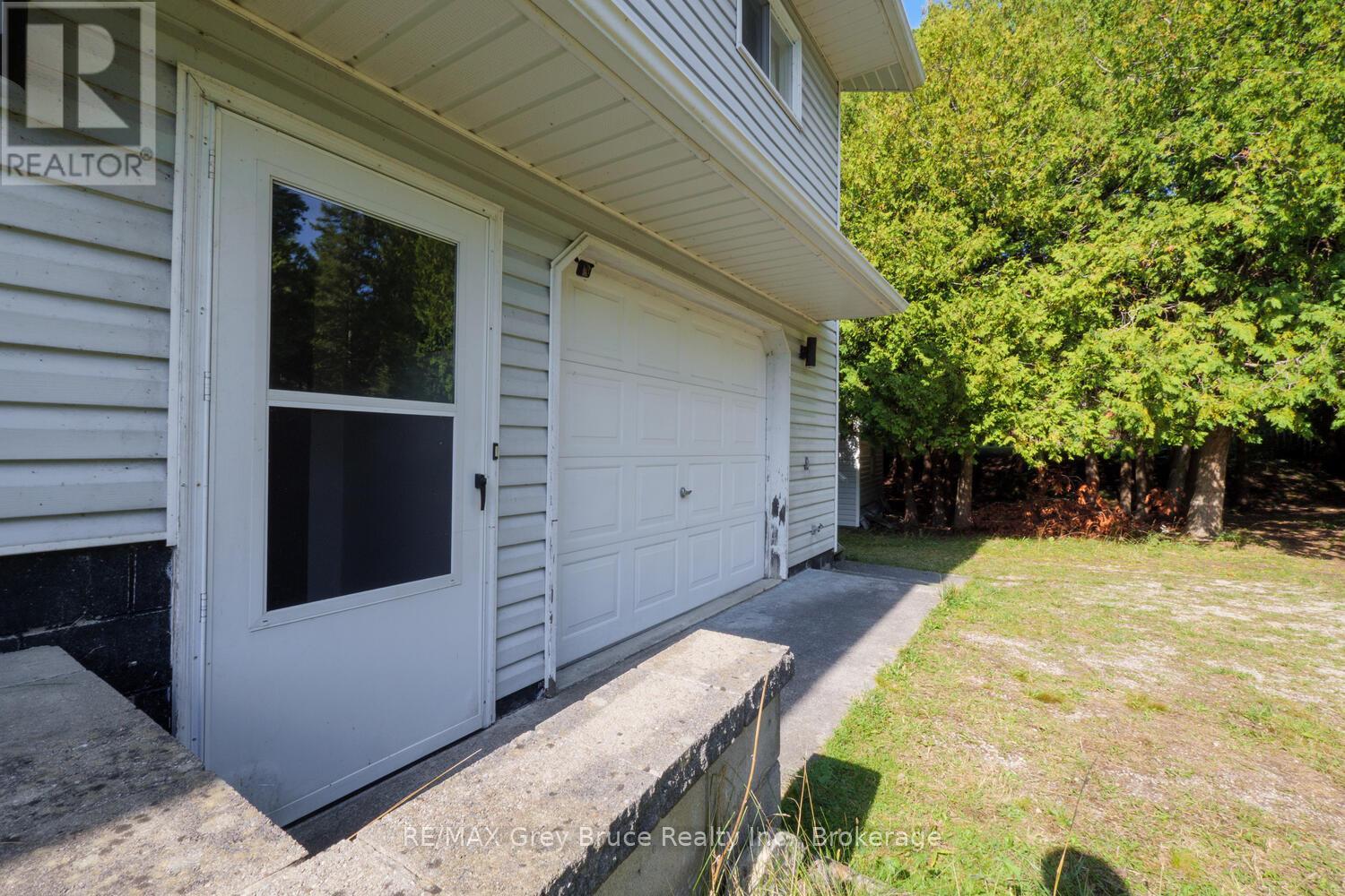 952 Dorcas Bay Road, Northern Bruce Peninsula, Ontario  N0H 2R0 - Photo 30 - X13192476