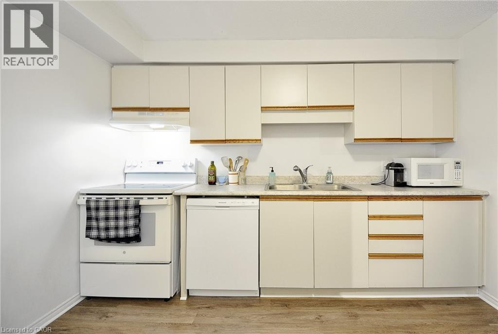 55 Green Valley Drive Unit# 1104, Kitchener, Ontario  N2P 1Z6 - Photo 11 - 40833467