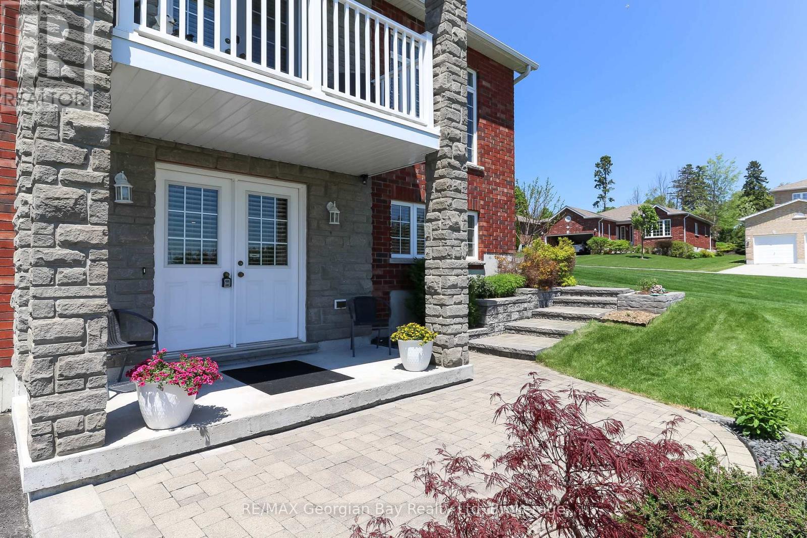 936 Jordeli Lane, Midland, Ontario  L4R 0A6 - Photo 3 - S13194770