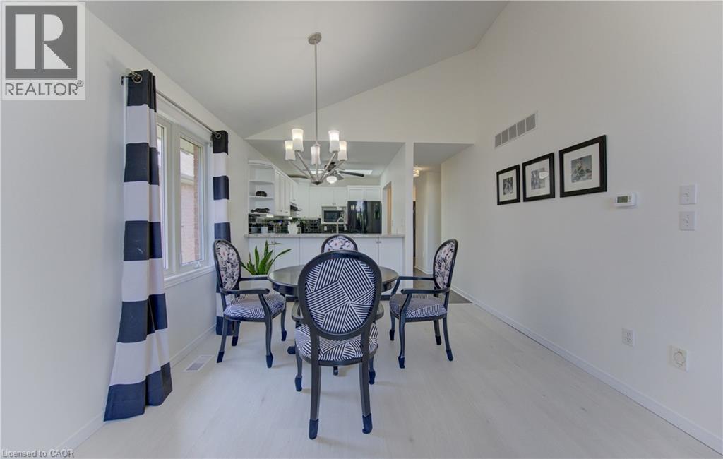 442 Sandbanks Crescent, Waterloo, Ontario  N2V 2J1 - Photo 11 - 40833182
