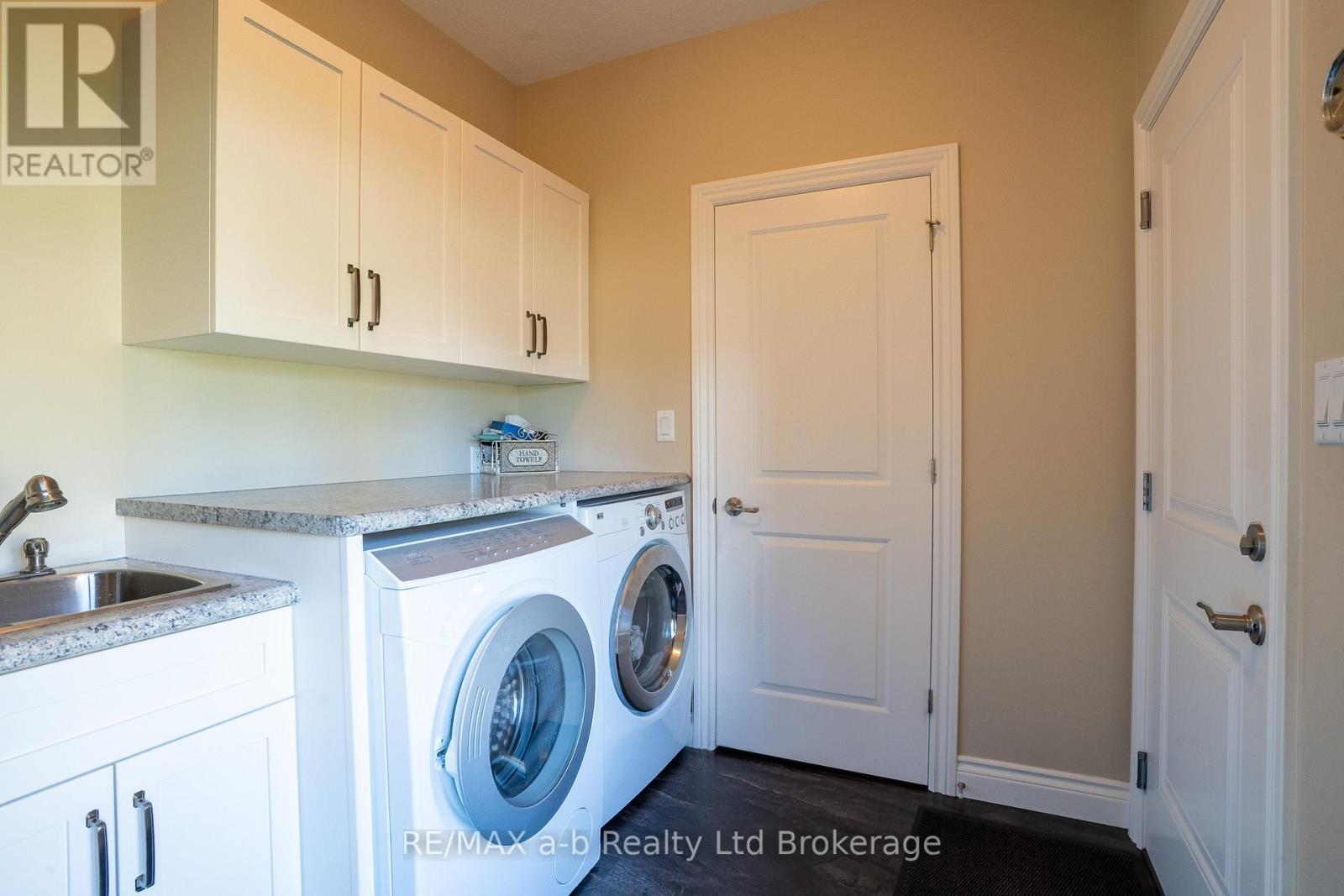 220 Poldon Drive, Norwich, Ontario  N0J 1P0 - Photo 21 - X13196116