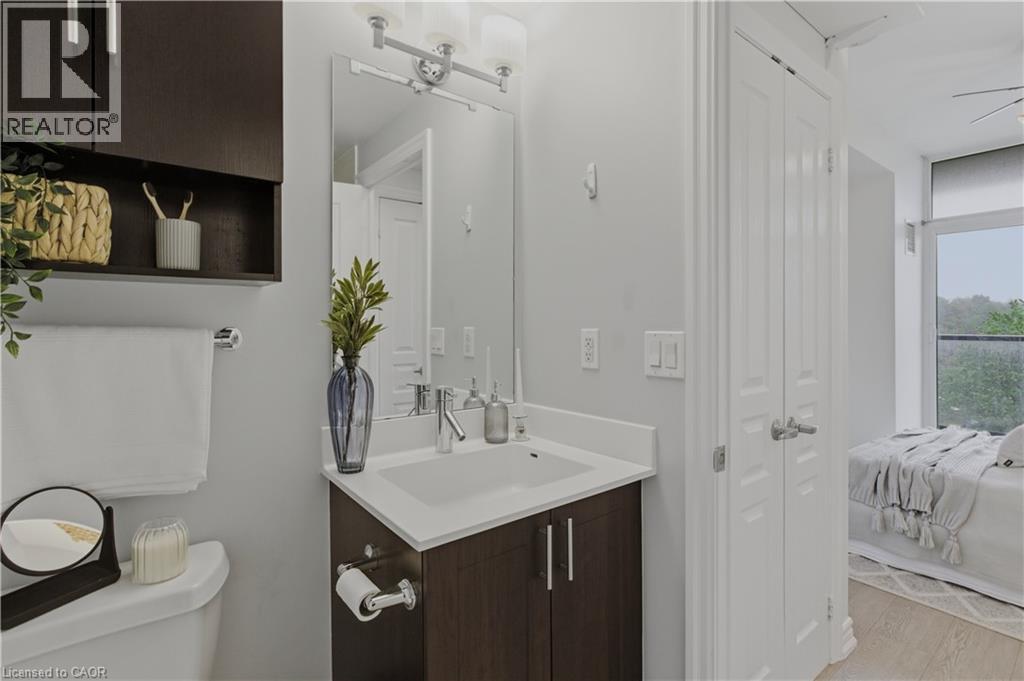 1940 Ironstone Drive Unit# 419, Burlington, Ontario  L7L 0E4 - Photo 11 - 40833484