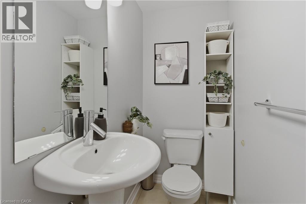 1940 Ironstone Drive Unit# 419, Burlington, Ontario  L7L 0E4 - Photo 14 - 40833484