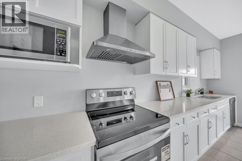 43 Sugar Trail, Kitchener, Ontario  N2R 0S5 - Photo 17 - 40832790