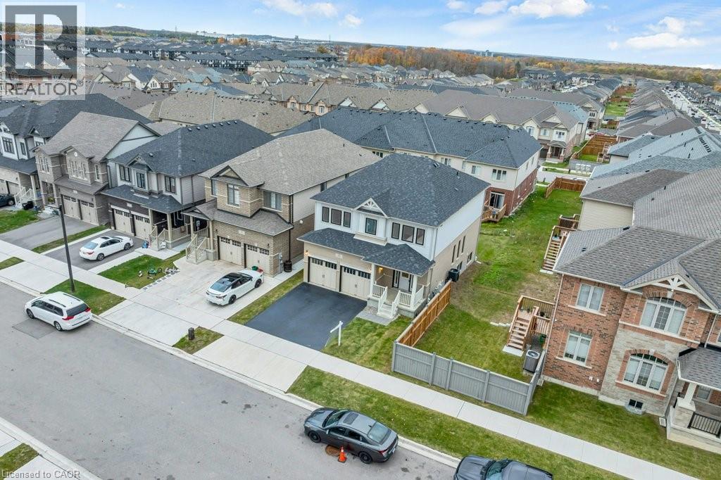 43 Sugar Trail, Kitchener, Ontario  N2R 0S5 - Photo 4 - 40832790