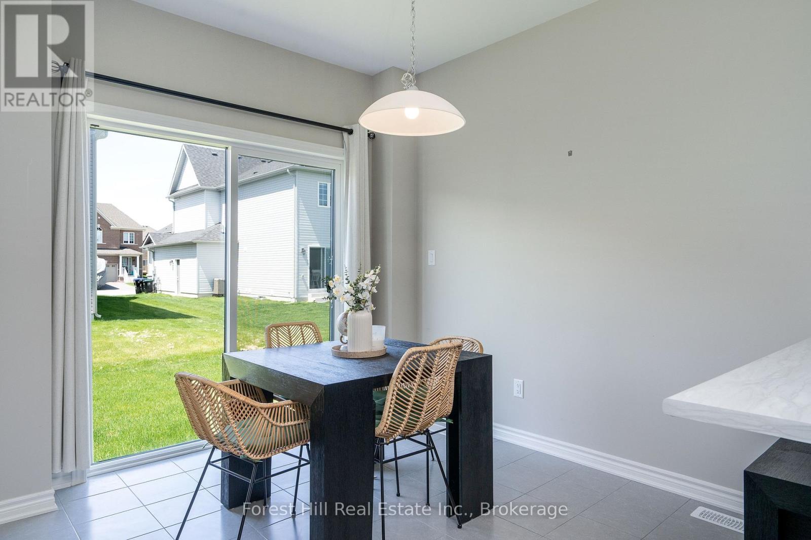 281 Springfield Crescent, Clearview, Ontario  L0M 1S0 - Photo 12 - S13196682