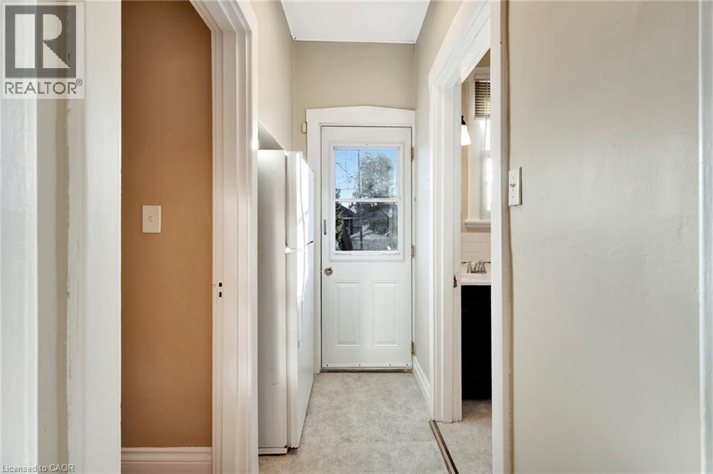 70 Belview Avenue, Hamilton, Ontario  L8L 7K8 - Photo 11 - 40833997