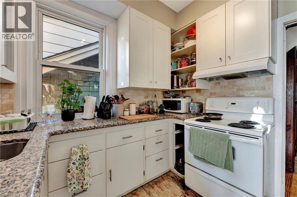 70 Belview Avenue, Hamilton, Ontario  L8L 7K8 - Photo 17 - 40833997