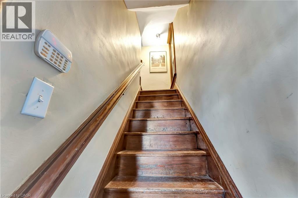 70 Belview Avenue, Hamilton, Ontario  L8L 7K8 - Photo 14 - 40834017