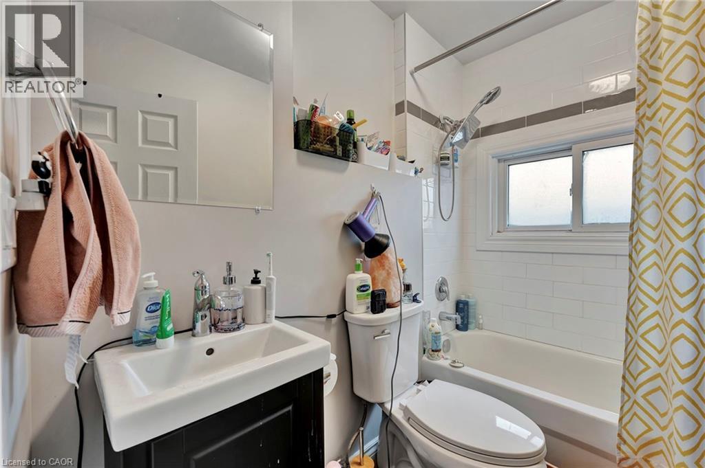70 Belview Avenue, Hamilton, Ontario  L8L 7K8 - Photo 35 - 40834017